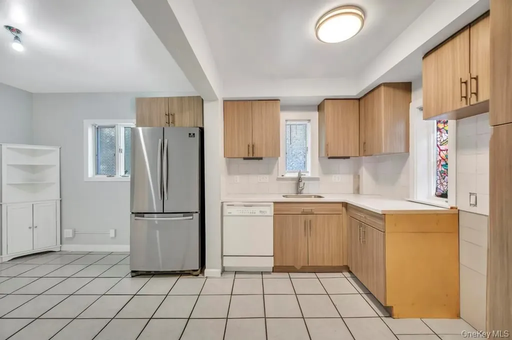 88 Marlboro Road Valley Stream NY 11581