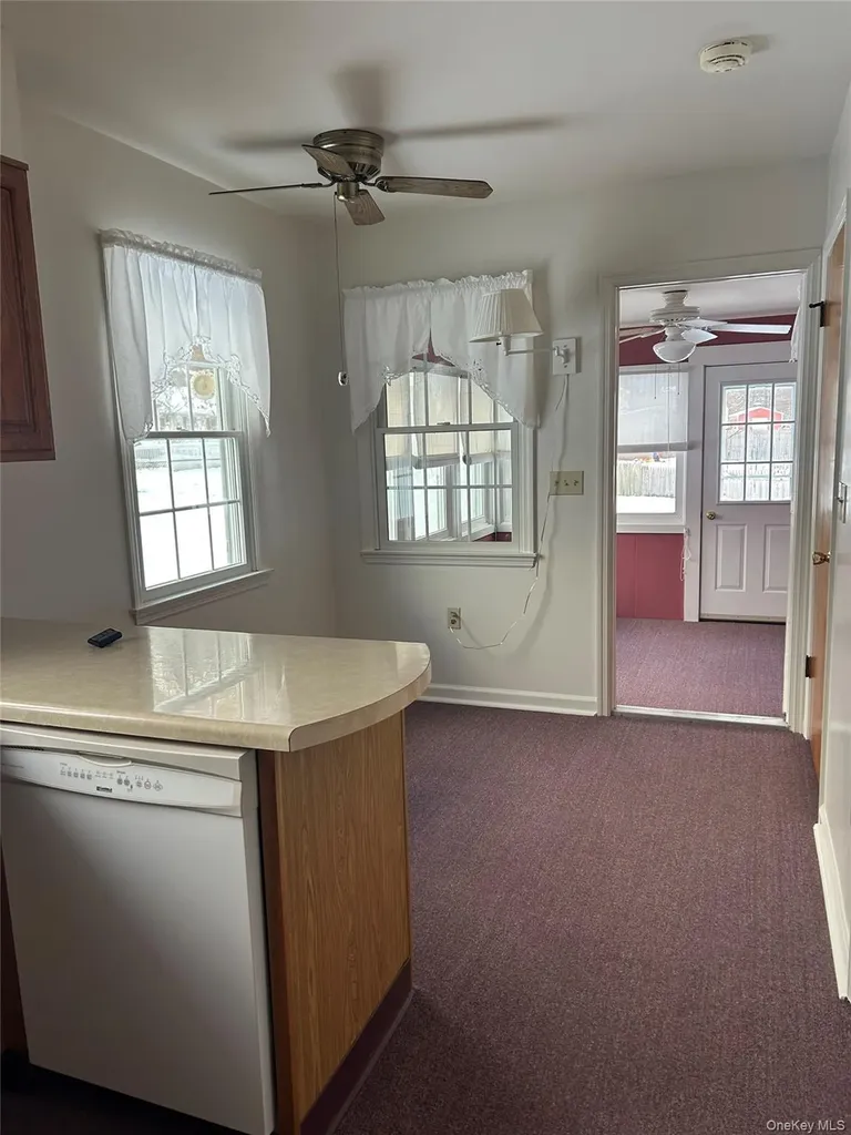 2 Scism Circle Red Hook NY 12571