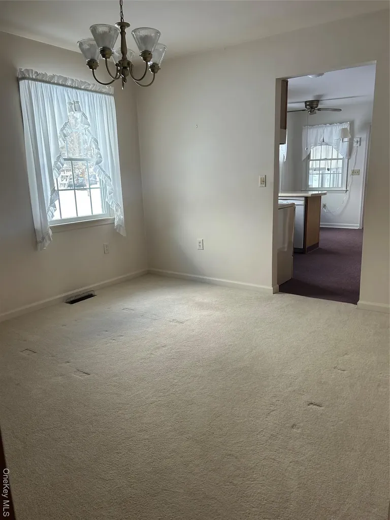 2 Scism Circle Red Hook NY 12571