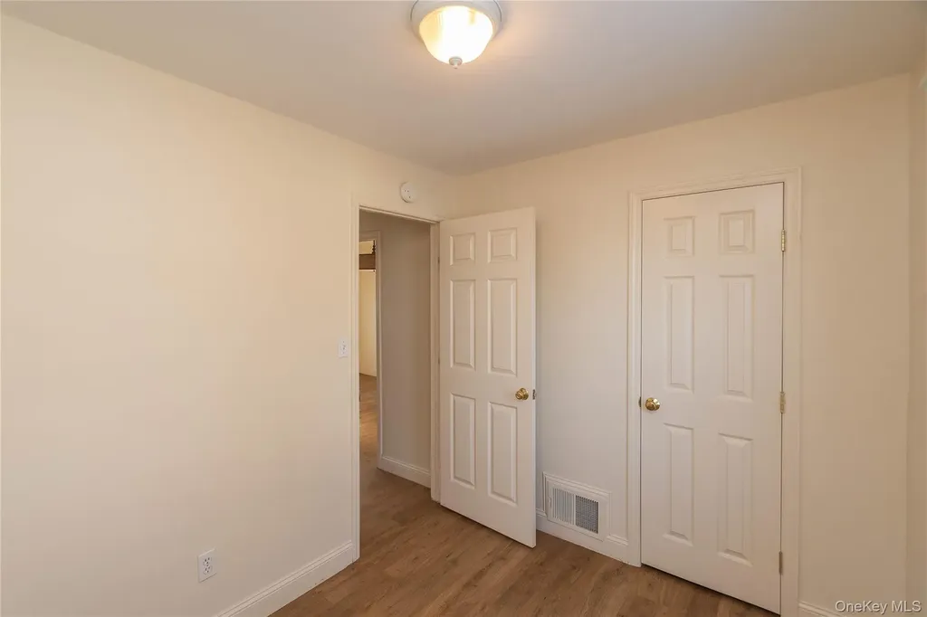 35 Hudson Terrace Marlboro NY 12542