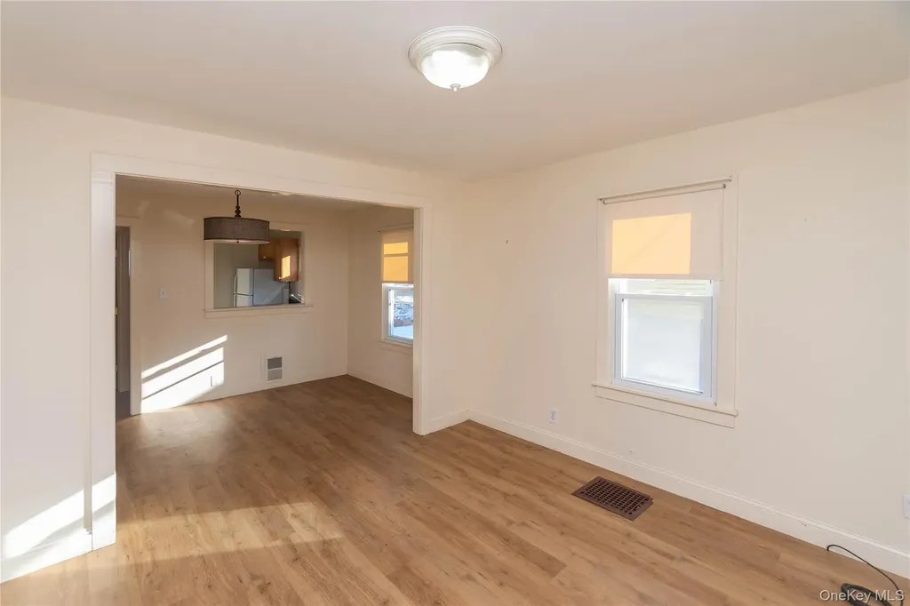 35 Hudson Terrace Marlboro NY 12542