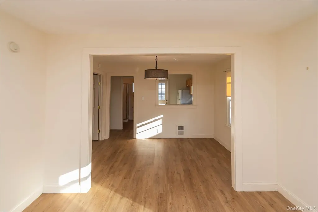 35 Hudson Terrace Marlboro NY 12542