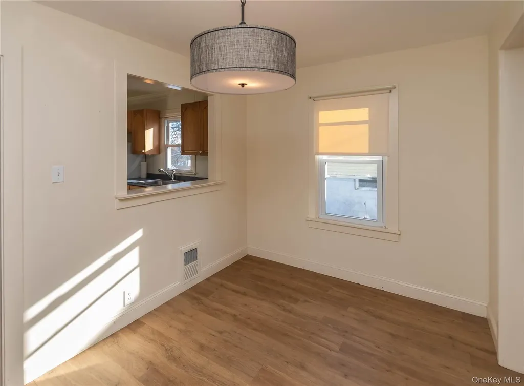 35 Hudson Terrace Marlboro NY 12542