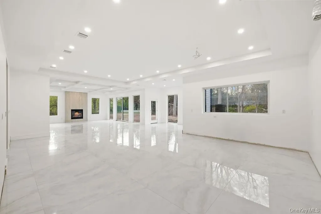 94 Viola Road Suffern NY 10901