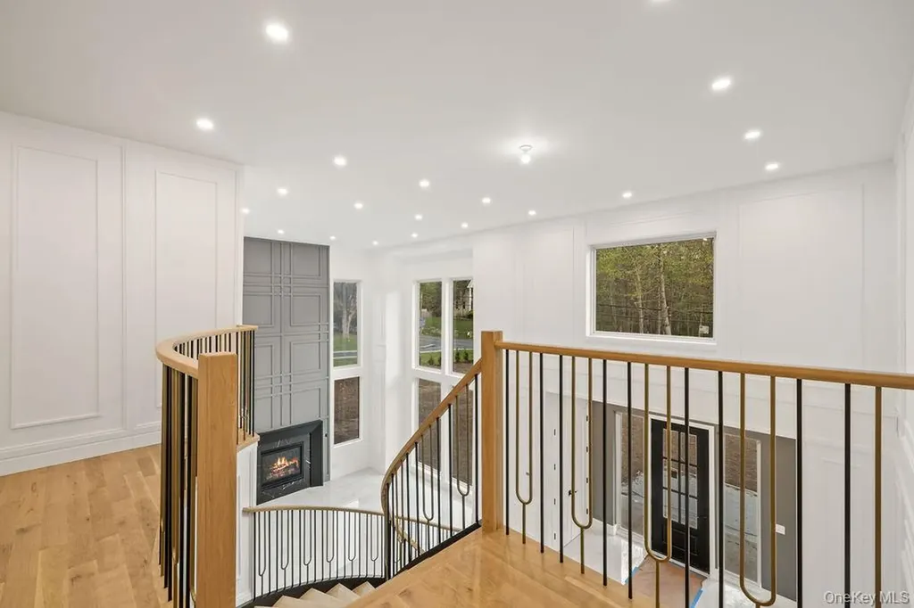 94 Viola Road Suffern NY 10901