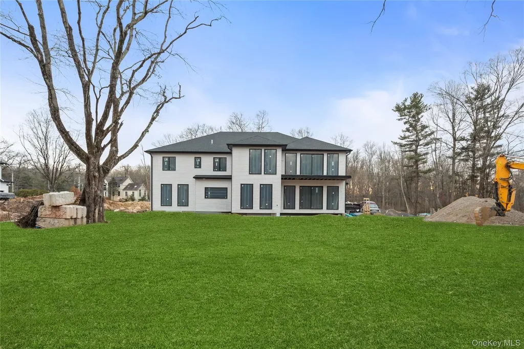 94 Viola Road Suffern NY 10901