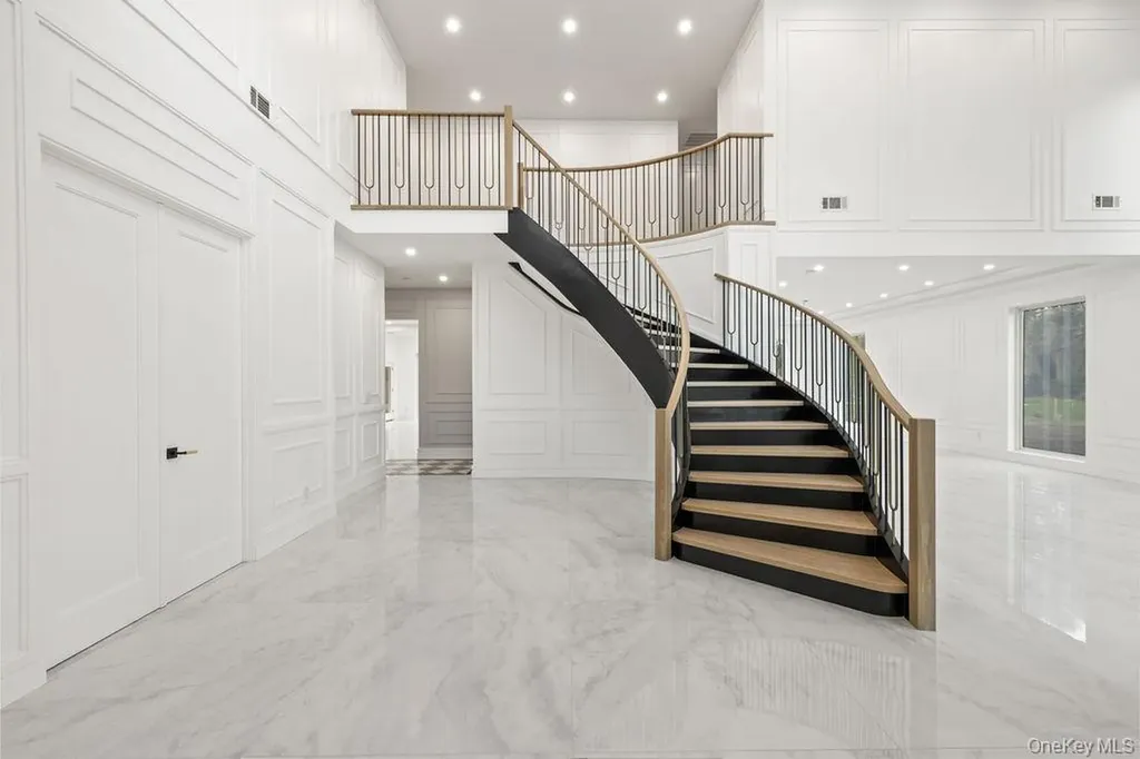 94 Viola Road Suffern NY 10901