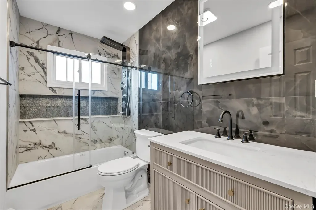 116 Phyllis Drive Patchogue NY 11772