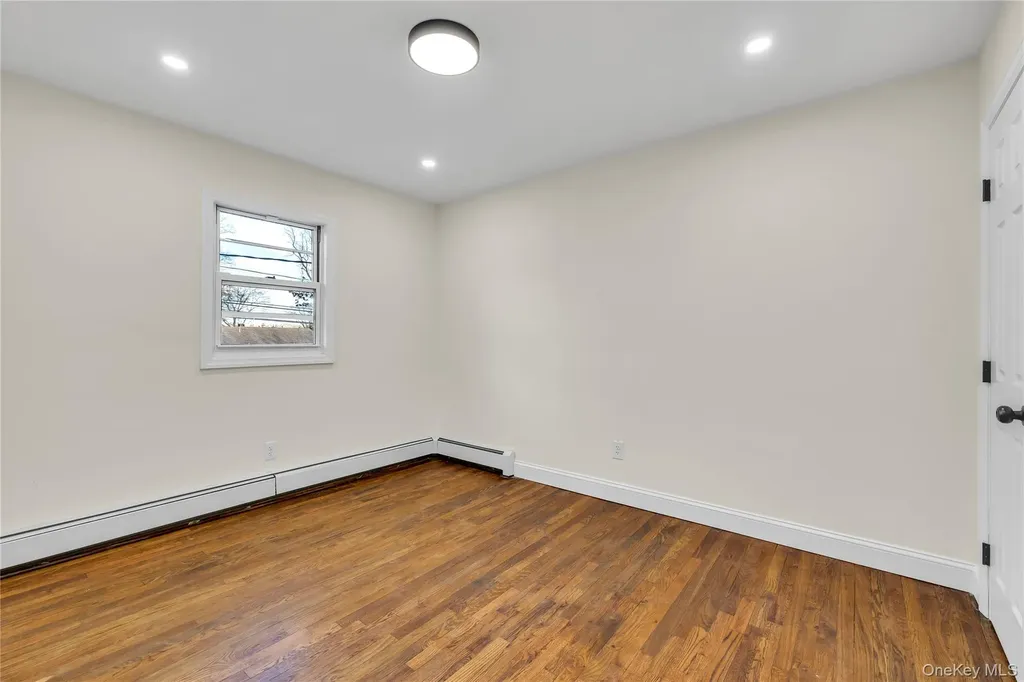 116 Phyllis Drive Patchogue NY 11772
