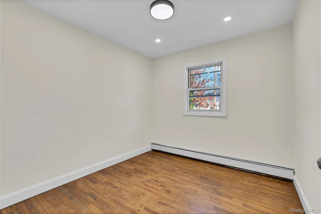 116 Phyllis Drive Patchogue NY 11772