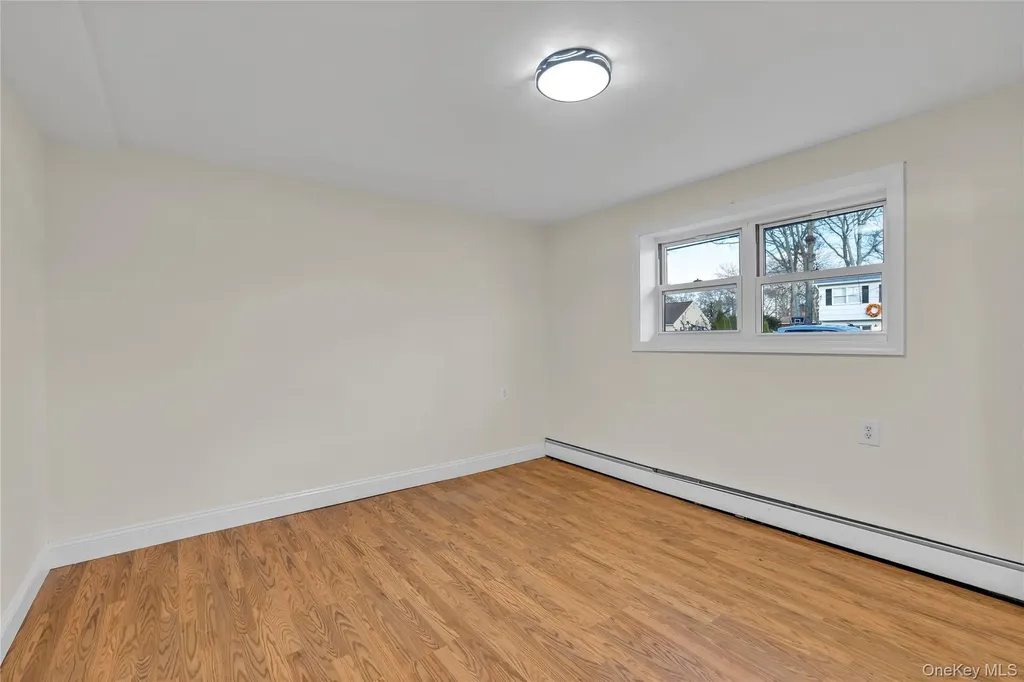 116 Phyllis Drive Patchogue NY 11772