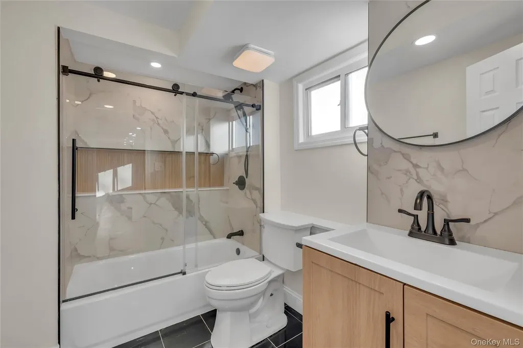 116 Phyllis Drive Patchogue NY 11772