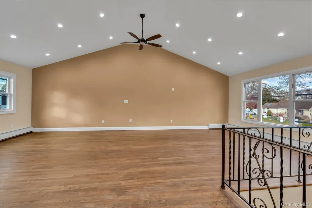 116 Phyllis Drive Patchogue NY 11772