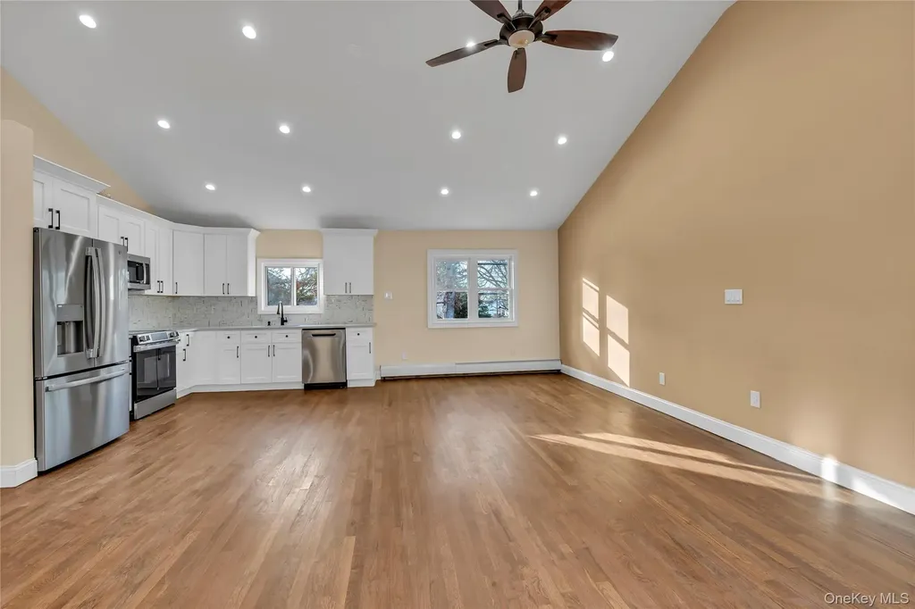 116 Phyllis Drive Patchogue NY 11772