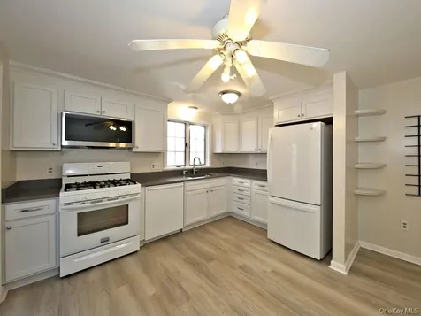 73 Broadway Harrison NY 10528