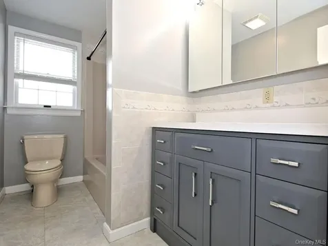 73 Broadway Harrison NY 10528