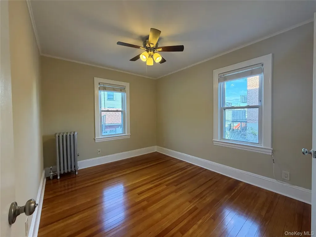 1271 Hobart Avenue Bronx NY 10461