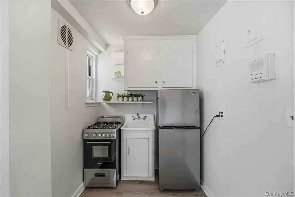 30-11 Parsons Boulevard Flushing NY 11354