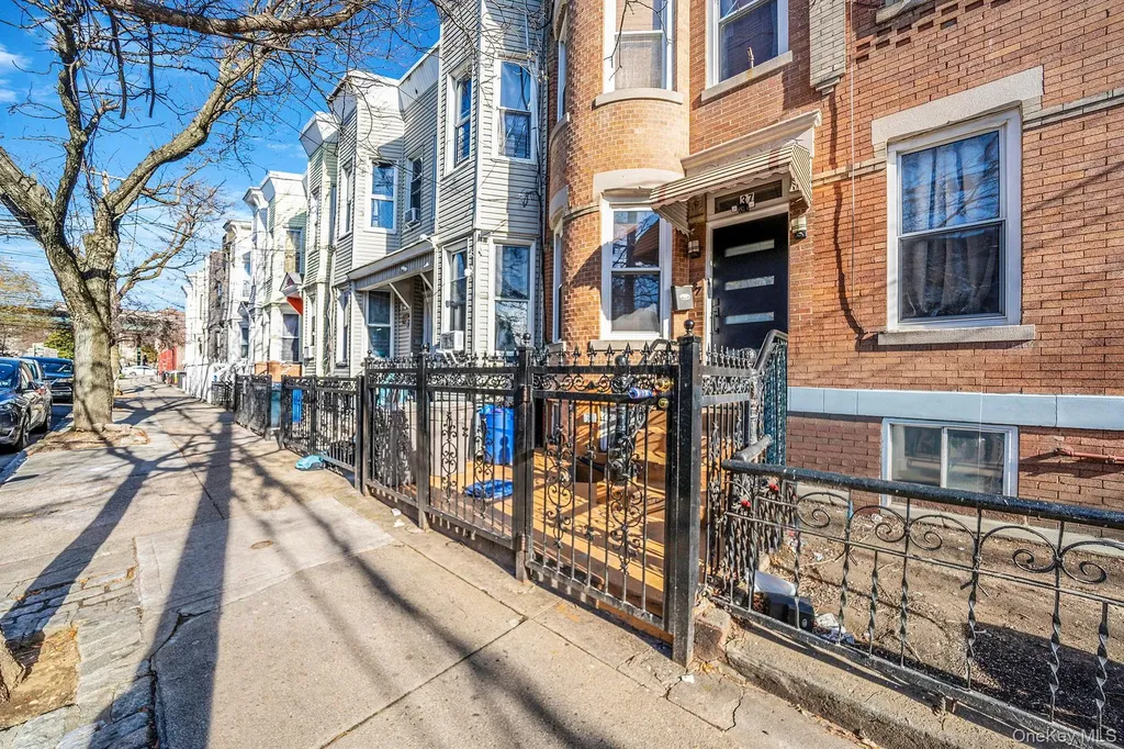 37 Grant Avenue Brooklyn NY 11208