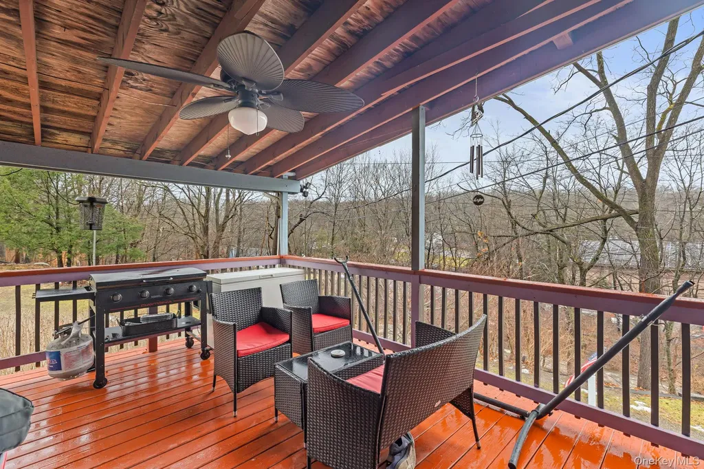 11 Cross Creek Road Cold Spring NY 10516