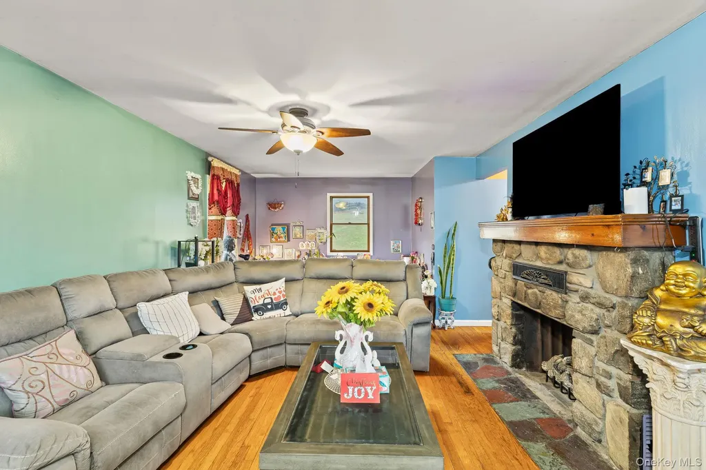 11 Cross Creek Road Cold Spring NY 10516