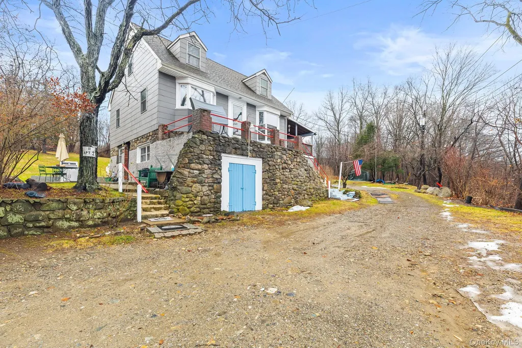 11 Cross Creek Road Cold Spring NY 10516