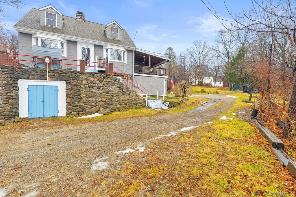 11 Cross Creek Road Cold Spring NY 10516