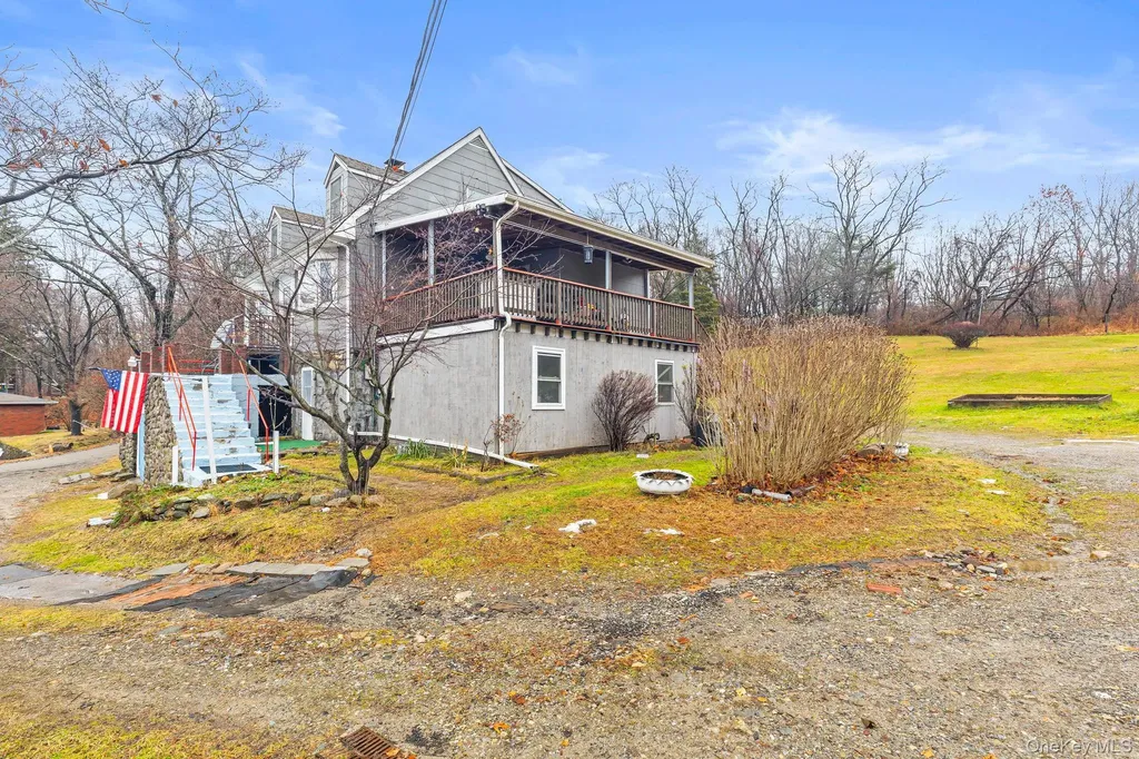 11 Cross Creek Road Cold Spring NY 10516