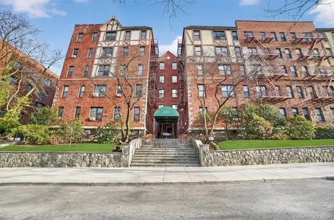 673 Locust Street Mount Vernon NY 10552