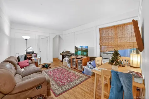 673 Locust Street Mount Vernon NY 10552