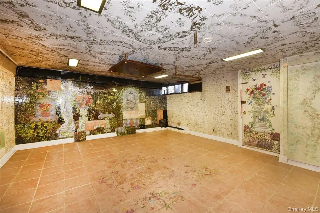 222 Avenue V Brooklyn NY 11223