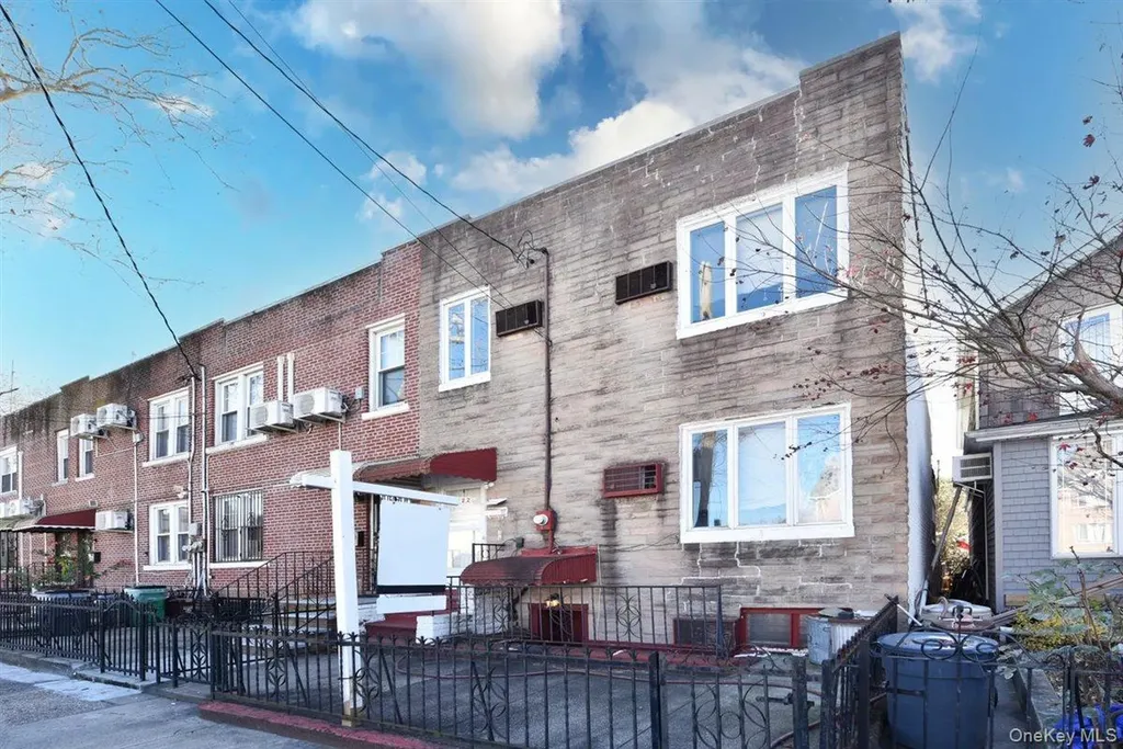 222 Avenue V Brooklyn NY 11223