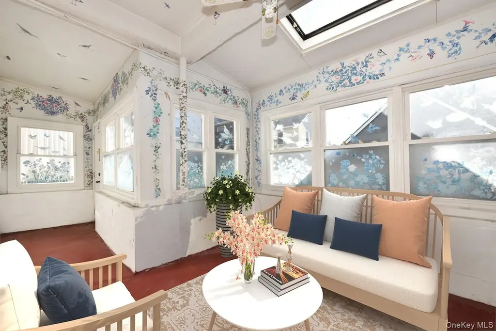 222 Avenue V Brooklyn NY 11223