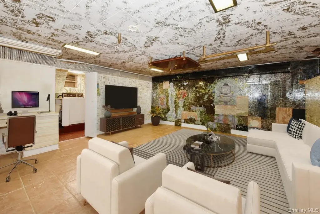 222 Avenue V Brooklyn NY 11223