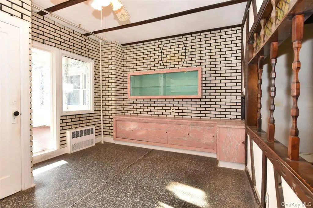 222 Avenue V Brooklyn NY 11223