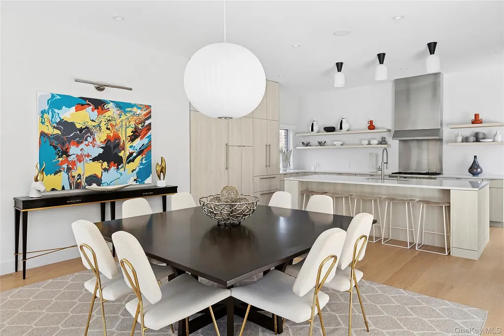 26 Alewive Brook Road East Hampton NY 11937