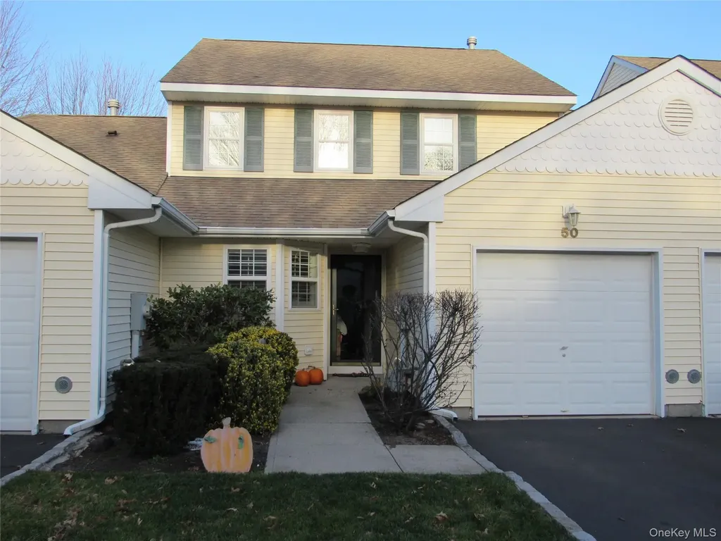 50 Strawberry Commons Riverhead NY 11901