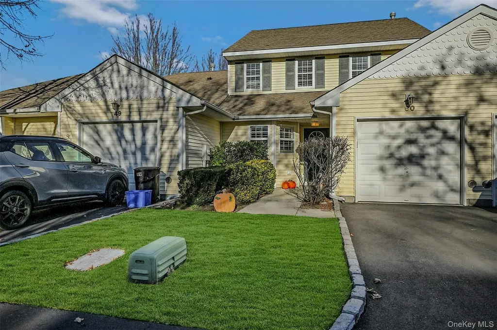 50 Strawberry Commons Riverhead NY 11901