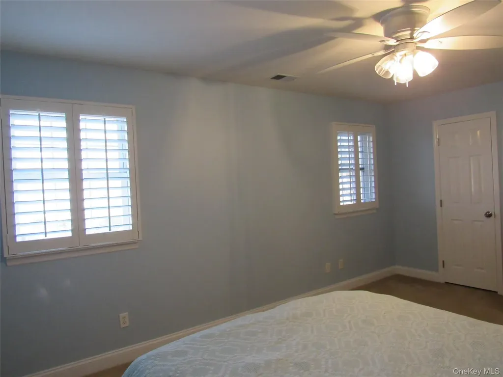 50 Strawberry Commons Riverhead NY 11901