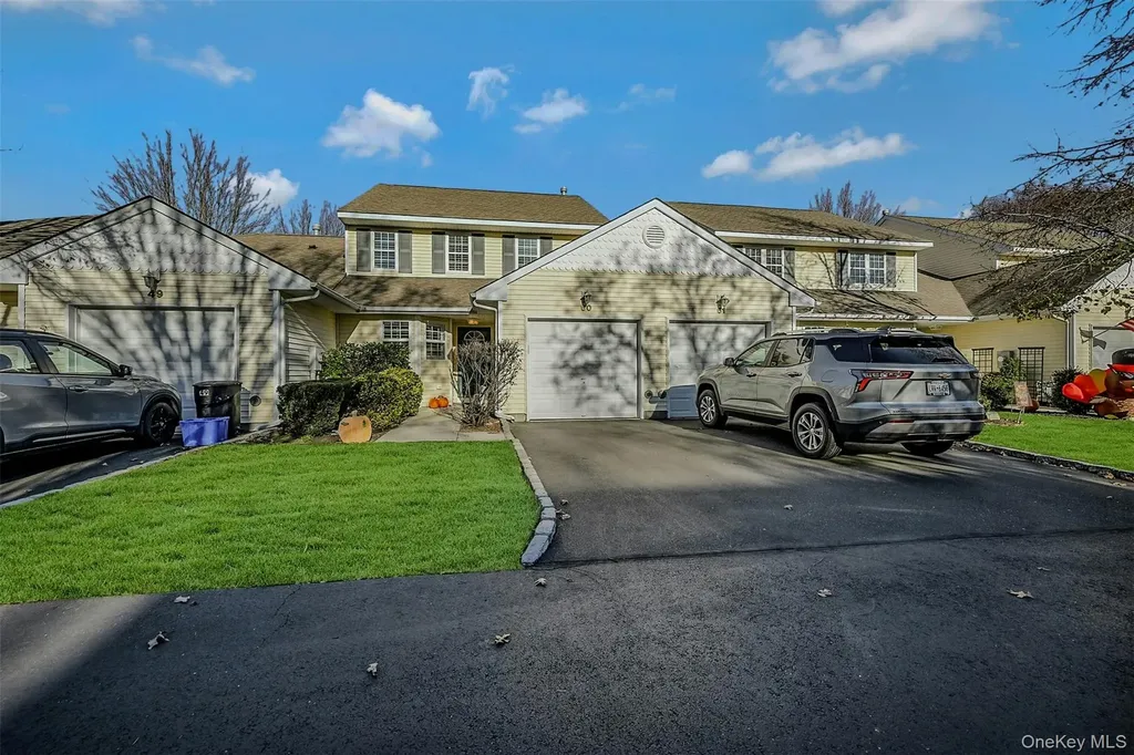 50 Strawberry Commons Riverhead NY 11901