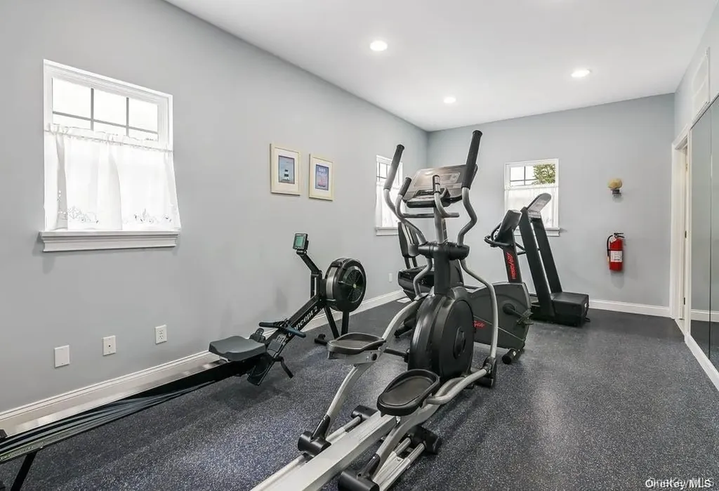 50 Strawberry Commons Riverhead NY 11901