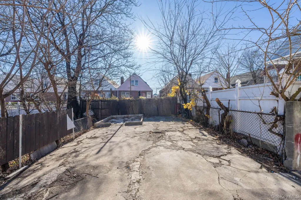 2214 Hermany Avenue Bronx NY 10473