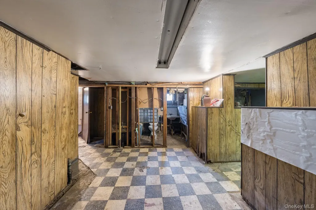 2214 Hermany Avenue Bronx NY 10473