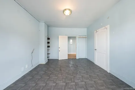 2214 Hermany Avenue Bronx NY 10473