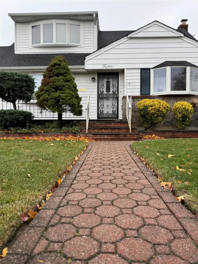 15 Scherer Street Bethpage NY 11714