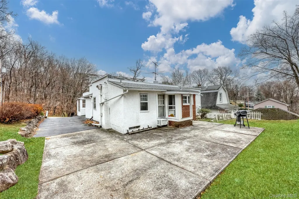 4 Cedar Lane Suffern NY 10901