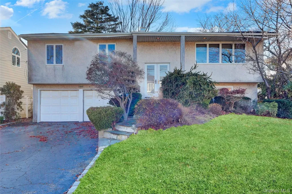2988 Bond Drive Merrick NY 11566