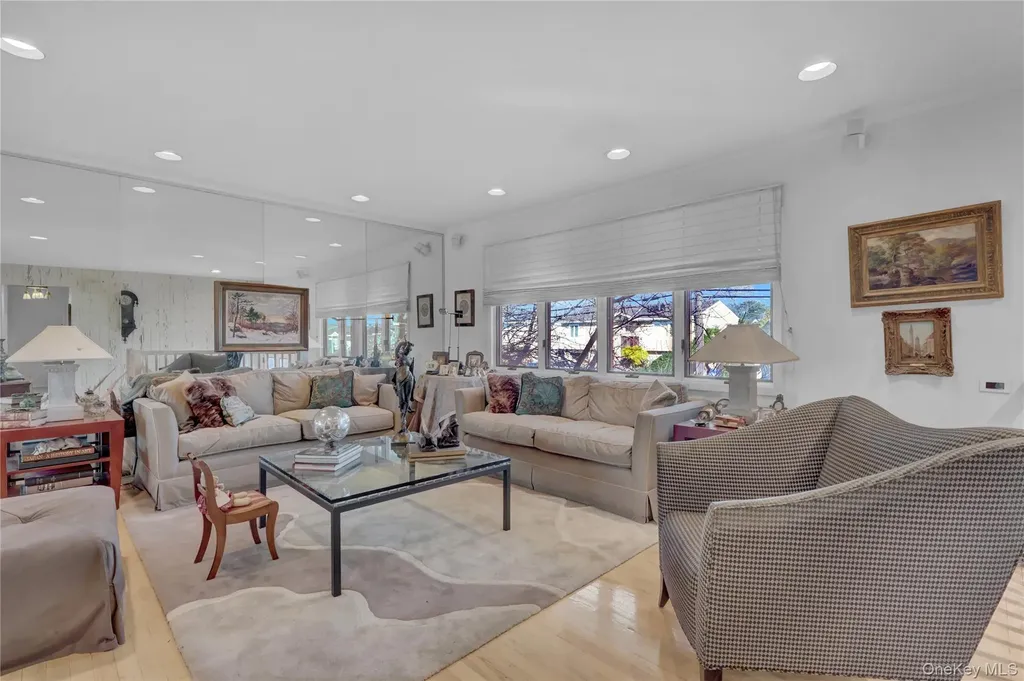 2988 Bond Drive Merrick NY 11566