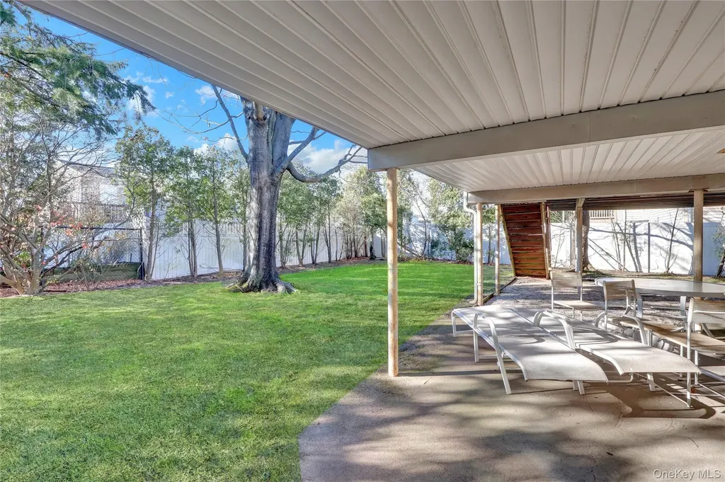 2988 Bond Drive Merrick NY 11566