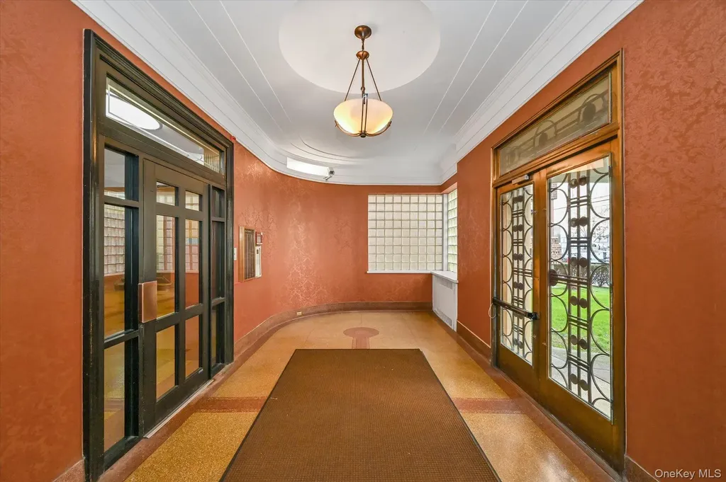 210 Martine Avenue White Plains NY 10601